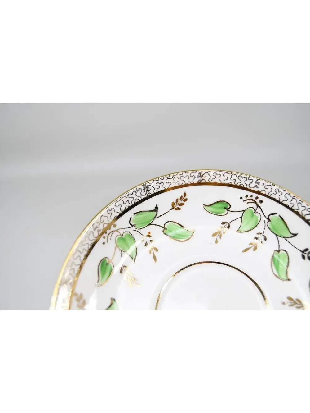 Phoenix Bone China Teacup & Saucer Gold Green Leaf Floral Vintage 1940s England